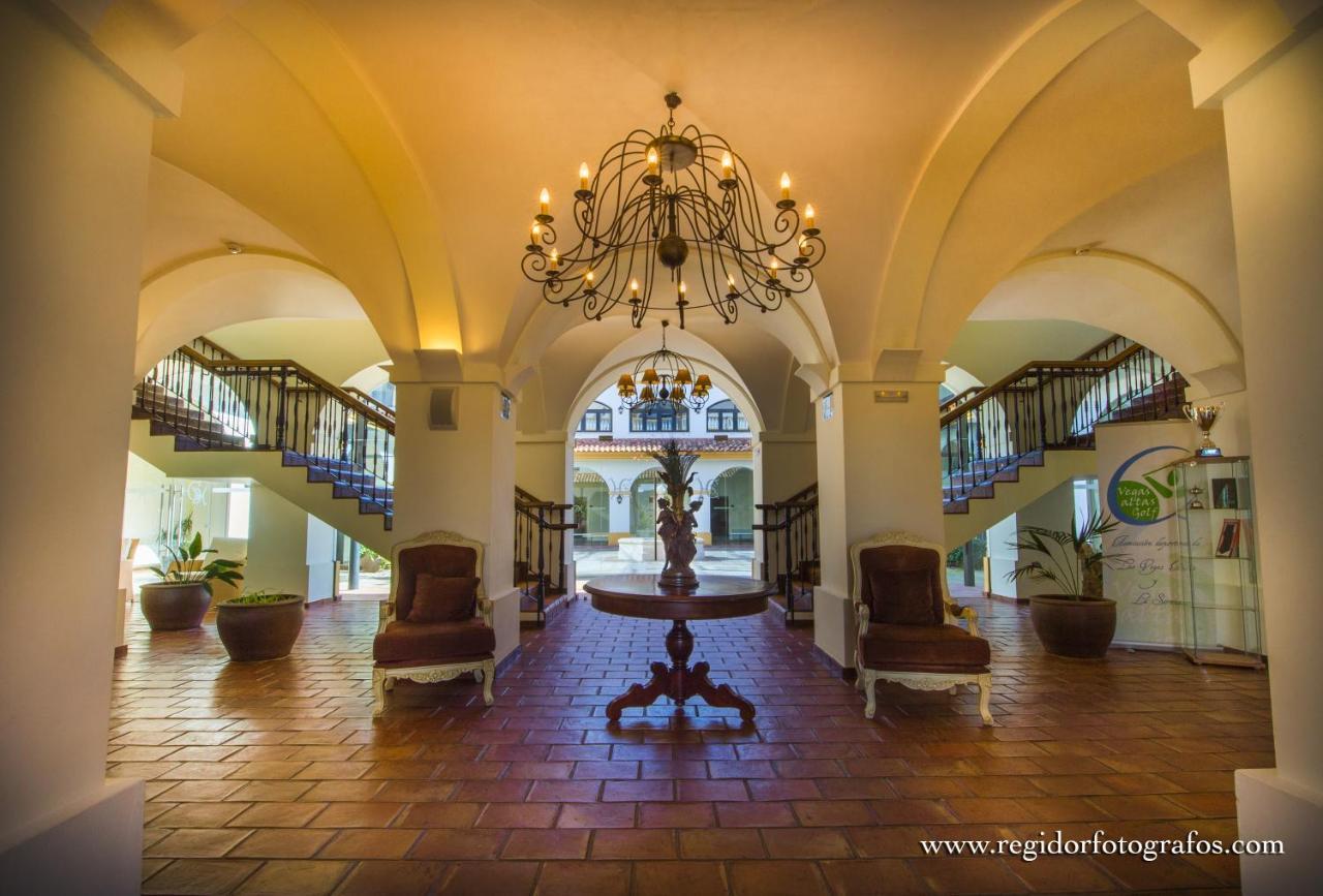 Hospedium Hotel Cortijo Santa Cruz Villanueva De La Serena Exteriör bild