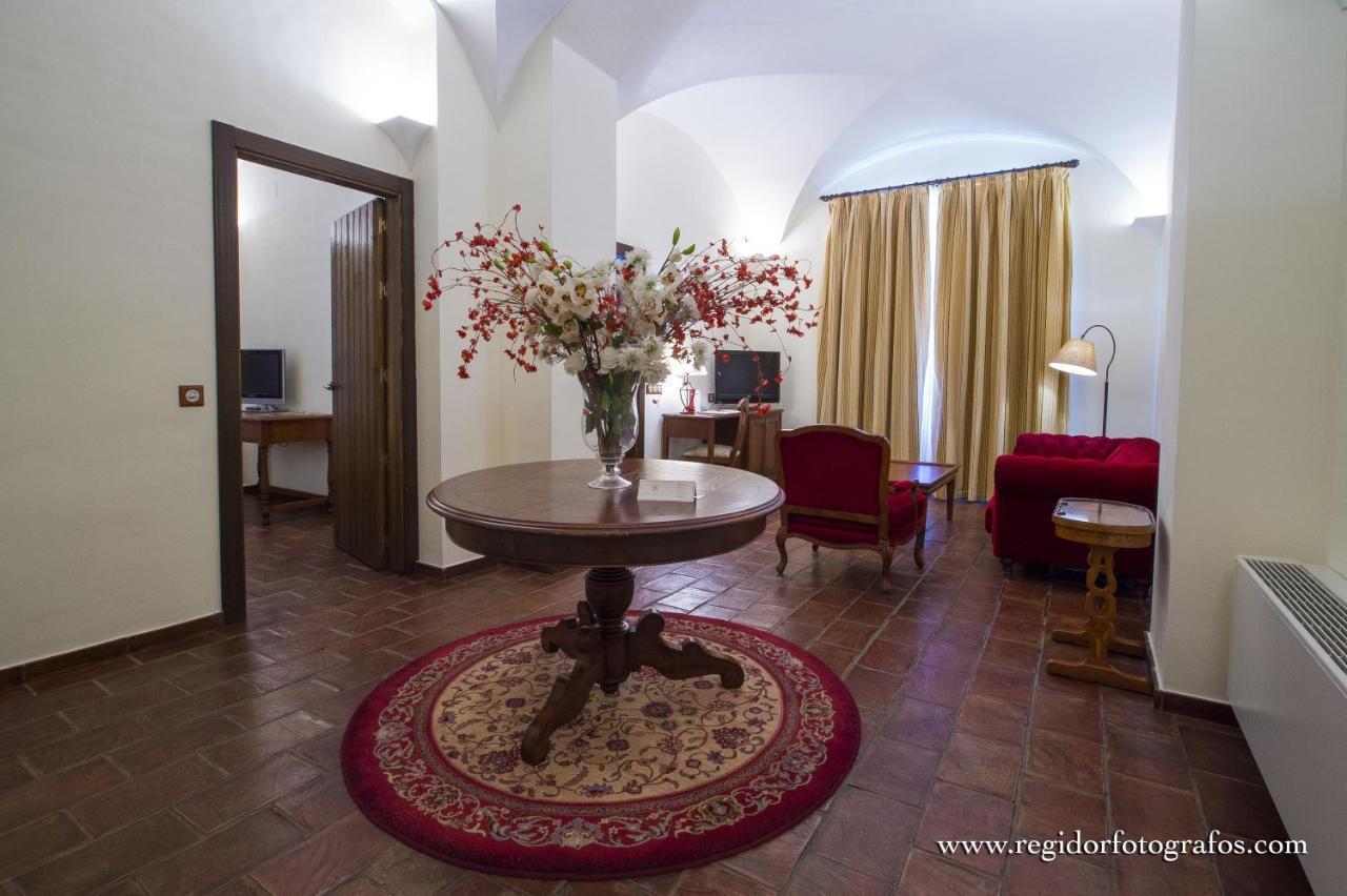 Hospedium Hotel Cortijo Santa Cruz Villanueva De La Serena Exteriör bild