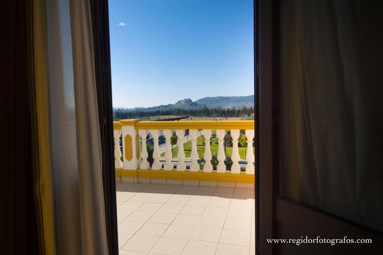 Hospedium Hotel Cortijo Santa Cruz Villanueva De La Serena Exteriör bild